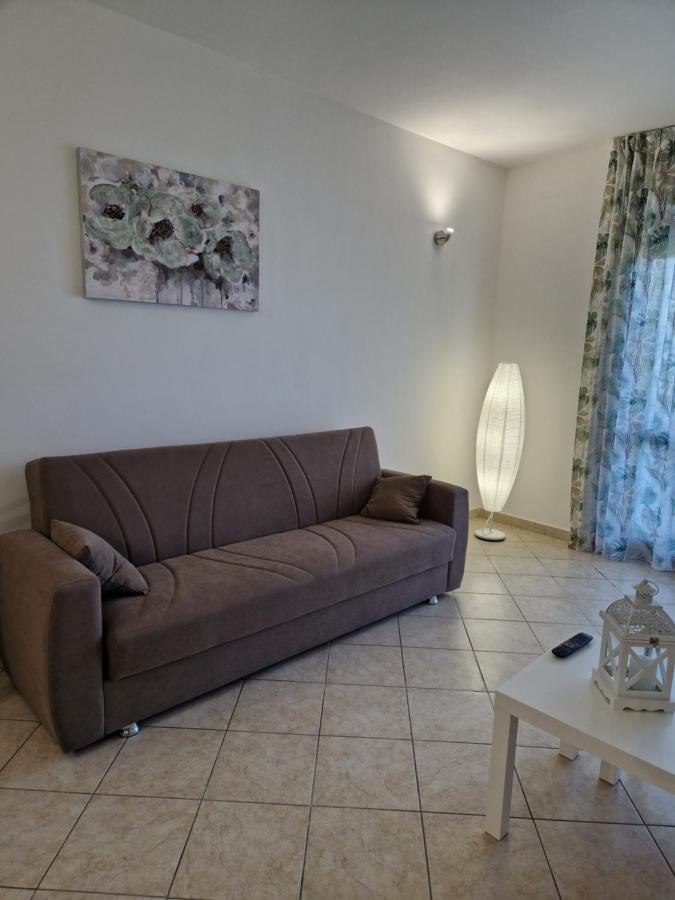 Villa Caldari Flowers Apartment מראה חיצוני תמונה